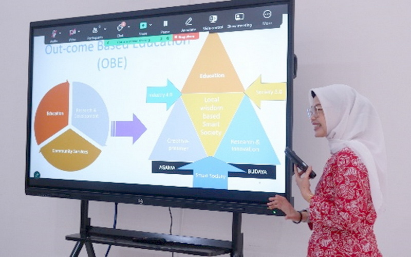 Sosialisasi Magister Ilmu Komputer UNPAK: Bangun Awal Kuat bagi Mahasiswa Baru