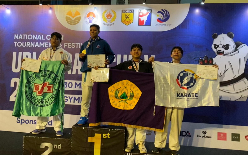 Empat Medali Diraih Mahasiswa Unpak di Ajang UPI Karate Cup V 2025